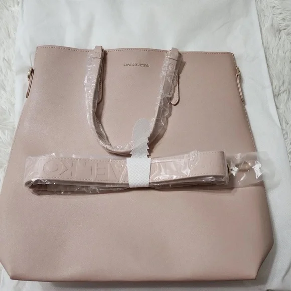Michael Kors Blush Pink Leather Tote Shoulder Bag - Picture 2 of 10